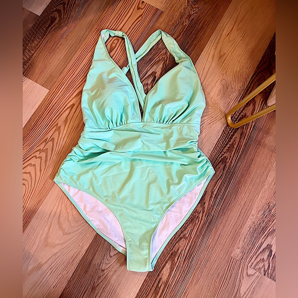 Mint Green Ruched V-Neck One Piece Swimsuit Cross Back 2XL Summer Pool Beach